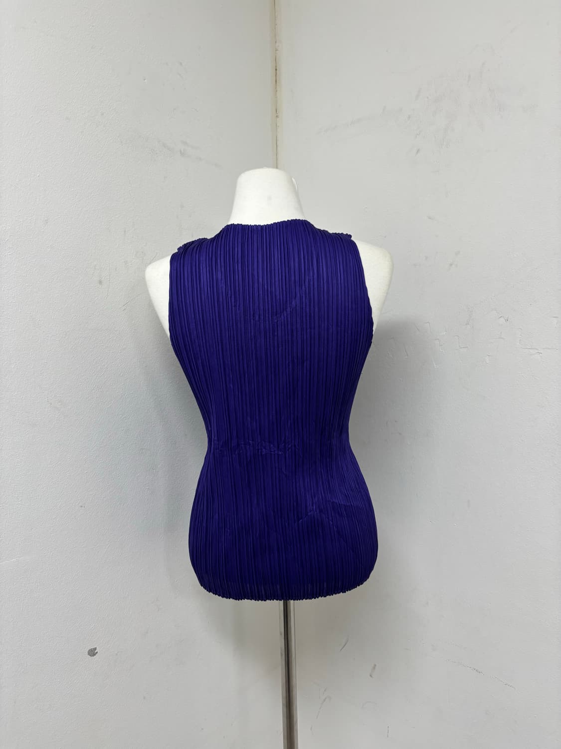 “Pleats Please (ISSEY MIYAKE)” Sleveless 상품이미지2