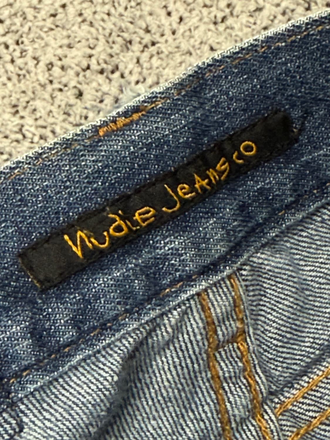 (28/32) 누디진 스트레이트핏 중청 데님 팬츠 상품이미지4