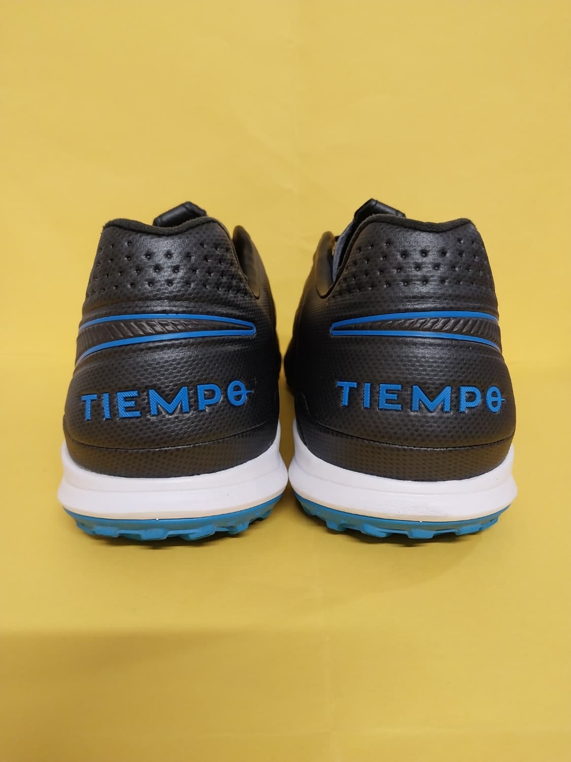 남성 나이키 리액트 티엠포 레전드8 프로 TF  풋살화, 축구화(295 상품이미지4