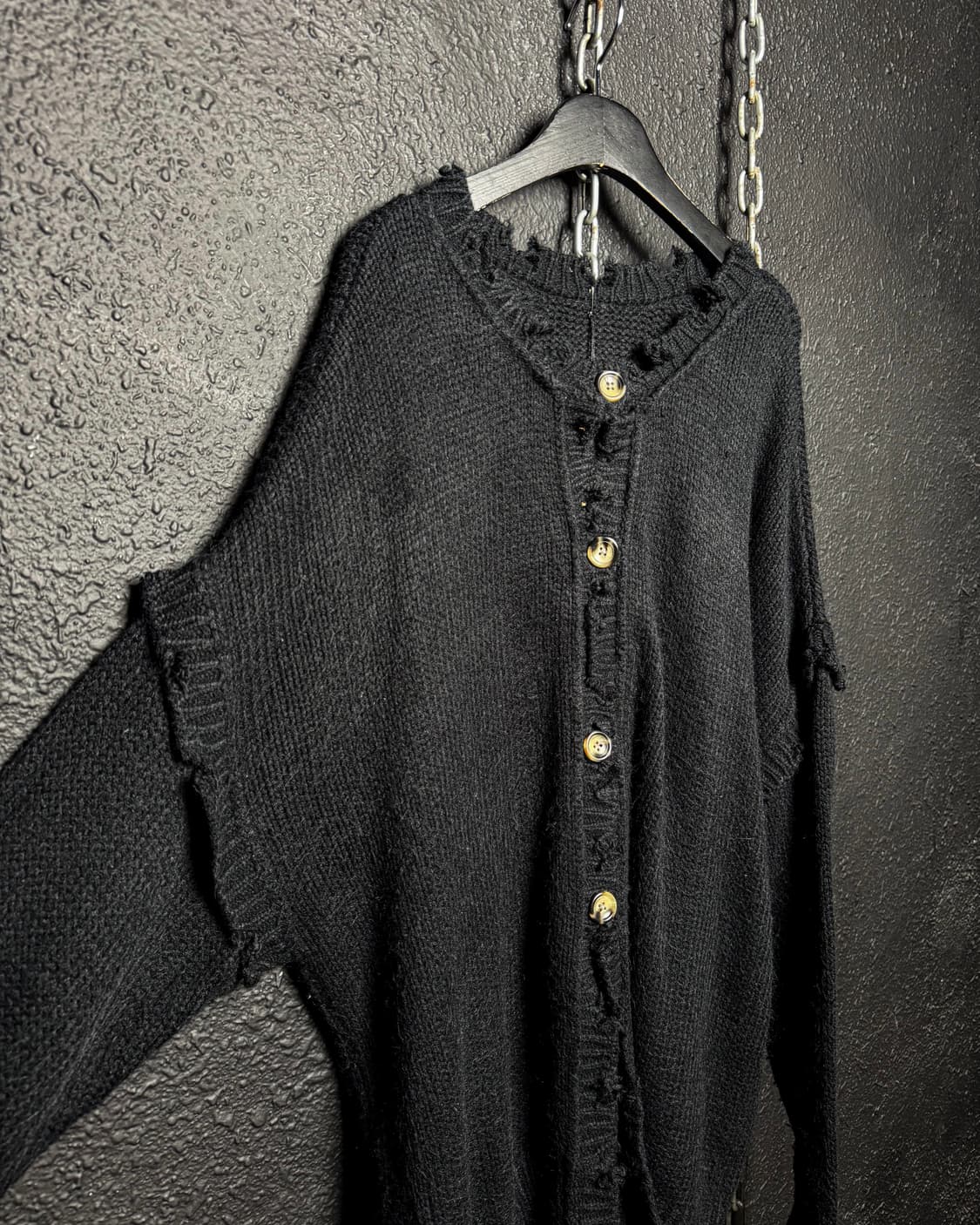 Distressed Knit Button Cardigan 상품이미지3