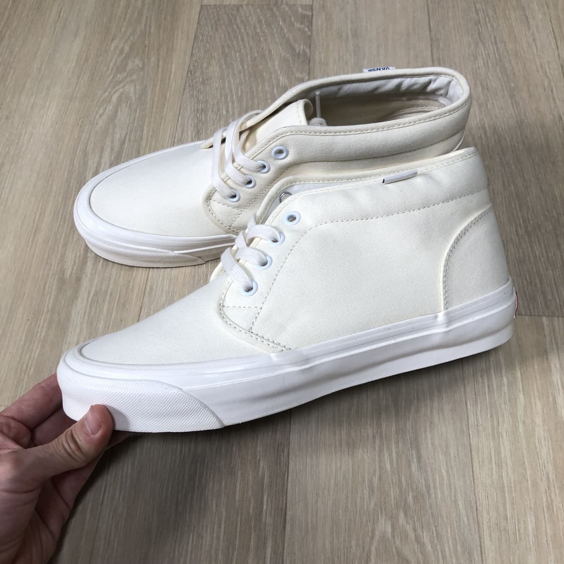 (270) 새상품 반스 볼트 VANS VAULT LX 처카 부츠 아이보리 상품이미지1