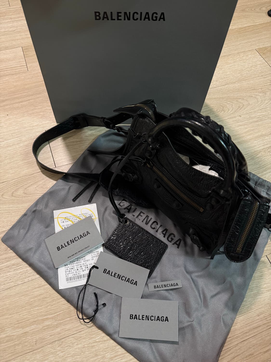 발렌시아가 르 시티 미니 블랙 브라스 상품이미지1