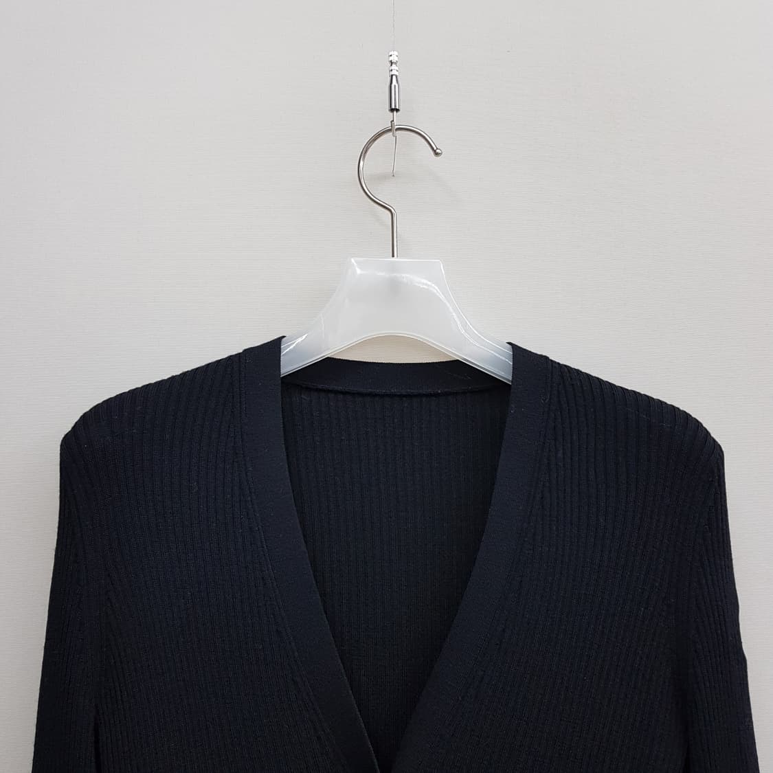 띠어리 2023 리갈 울 가디건 s사이즈 상품이미지4