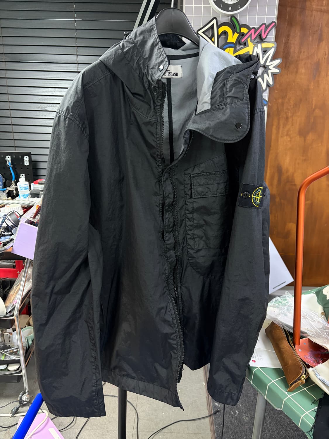 스톤아일랜드 멤브라나 3l tc 바람막이 자켓 XL(거의 새제품) 상품이미지1