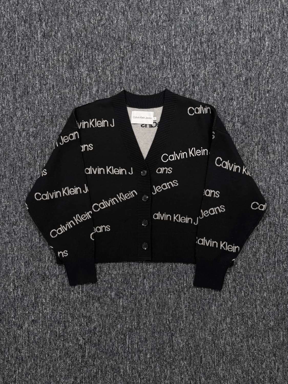 캘빈 클라인 블랙 크롭 가디건 상품이미지4