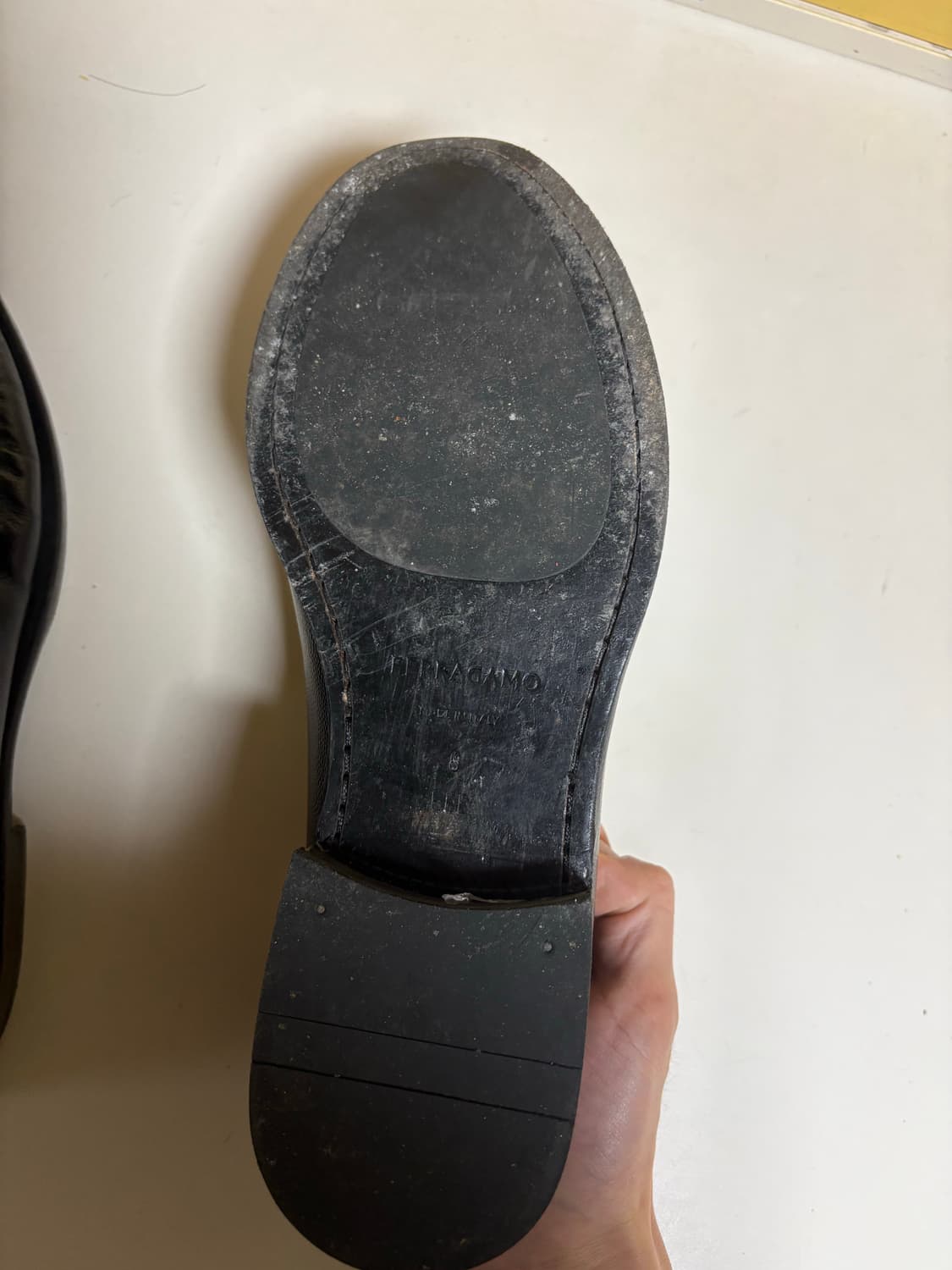 페라가모 EEE 간치니 오너먼트 로퍼 - 블랙 / 021606762695 상품이미지4