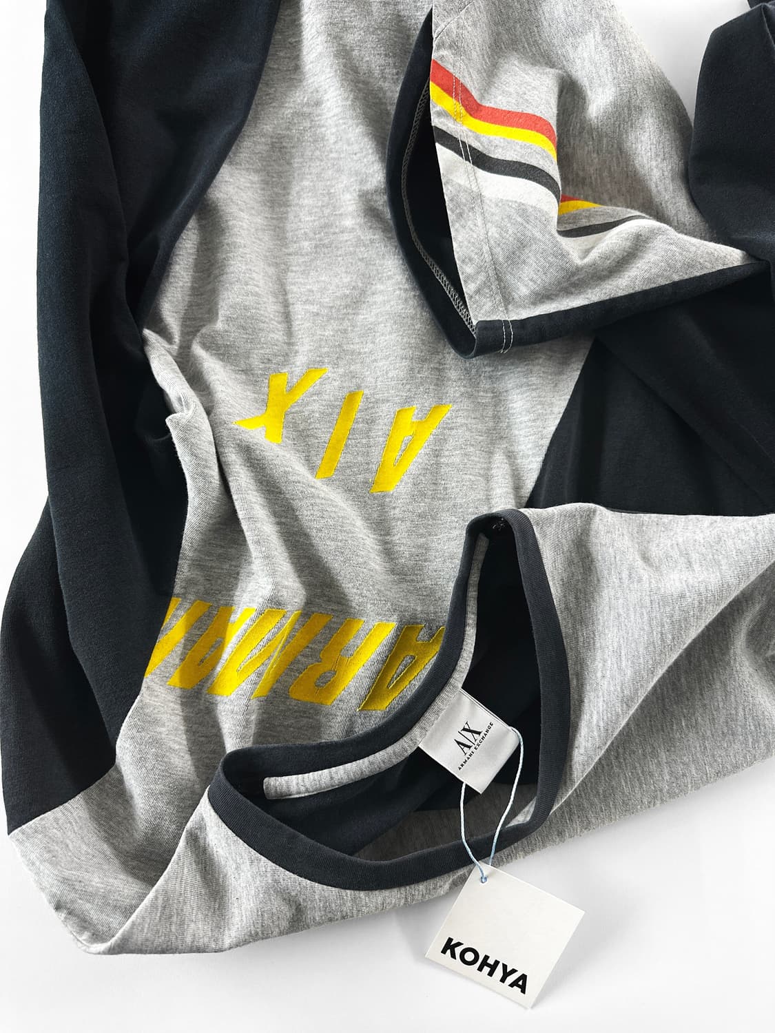 아르마니 익스체인지 컬러 블록 벨벳 로고 롱 슬리브 티 상품이미지4