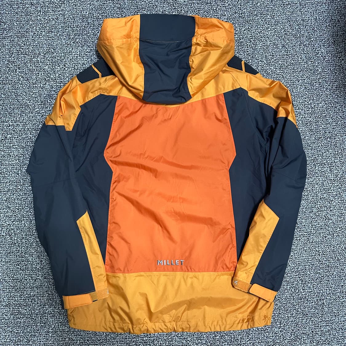 (100) 밀레 오렌지색 바람막이 자켓 상품이미지4