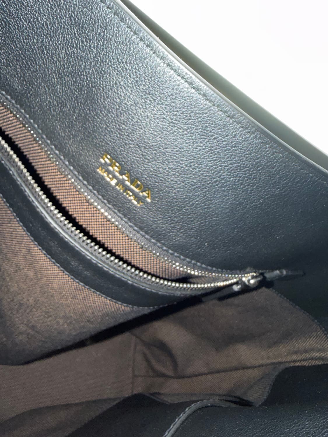 프라다 토트백 상품이미지3