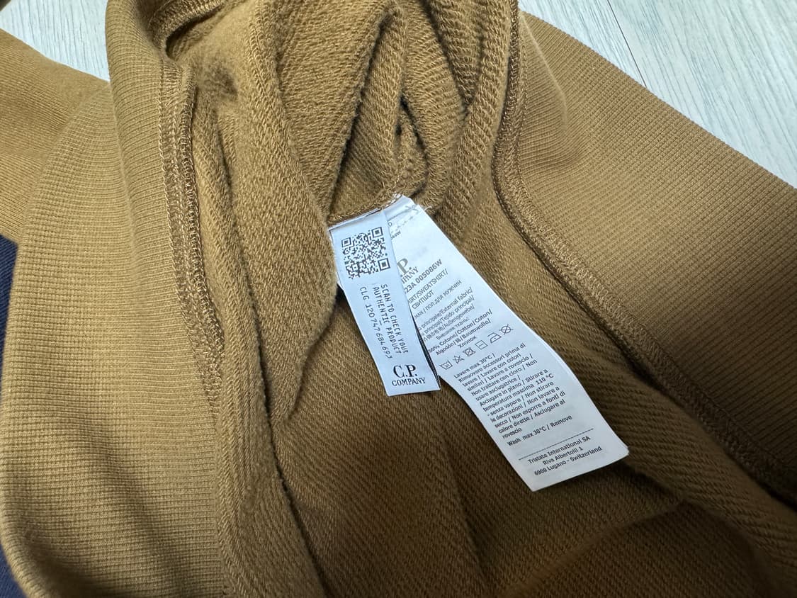 cp컴퍼니 다이애그널 맨투맨 M 상품이미지4