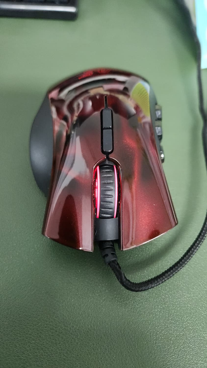 # RAZER 레이저 나가 헥스 레드 에디션 게이밍 마우스 급처 상품이미지10