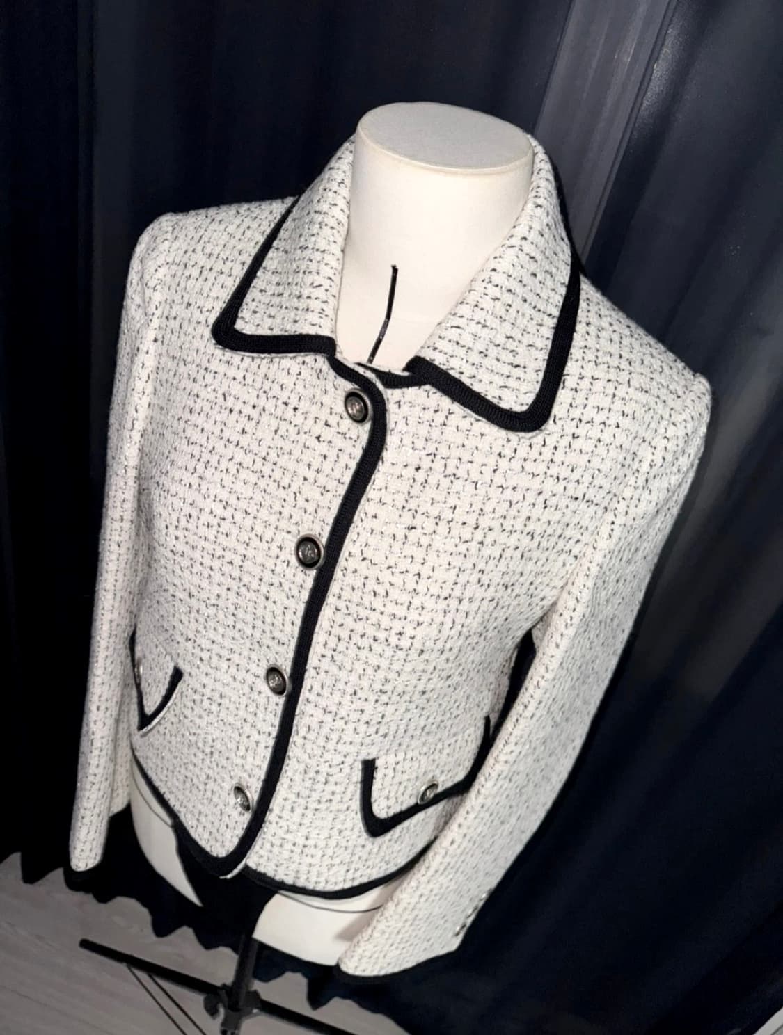 LOOKAST 트위드 울자켓 (새상품) 상품이미지2