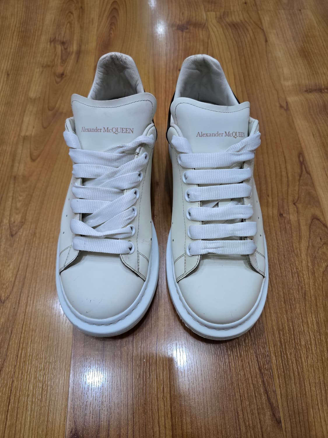 알렉산더맥퀸 오버솔 스니커즈 265 상품이미지5