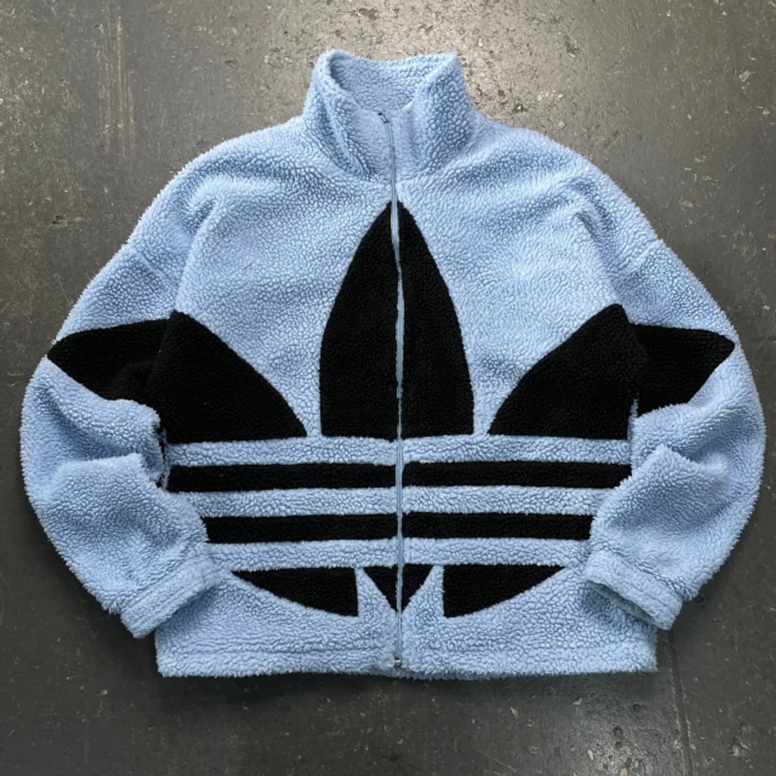 100 아디다스 빅로고 뽀글이 자켓  상품이미지1