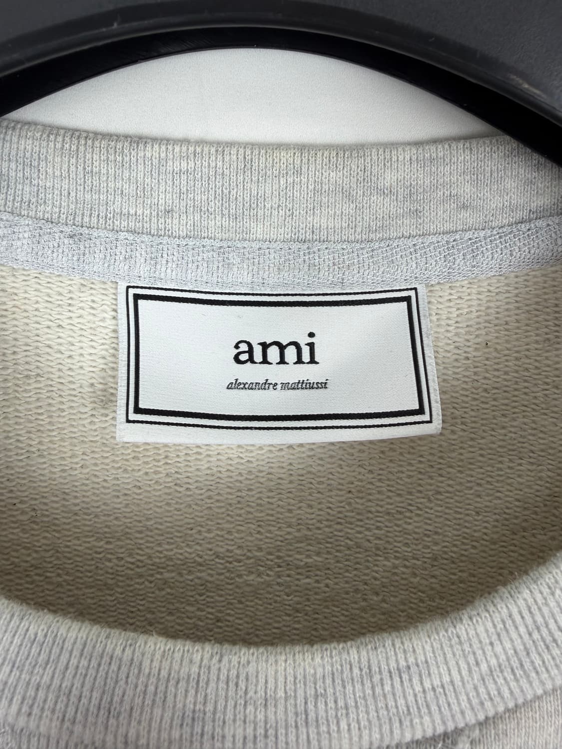 a94) 아미 AMI Paris 삼색 로고 맨투맨 상품이미지3