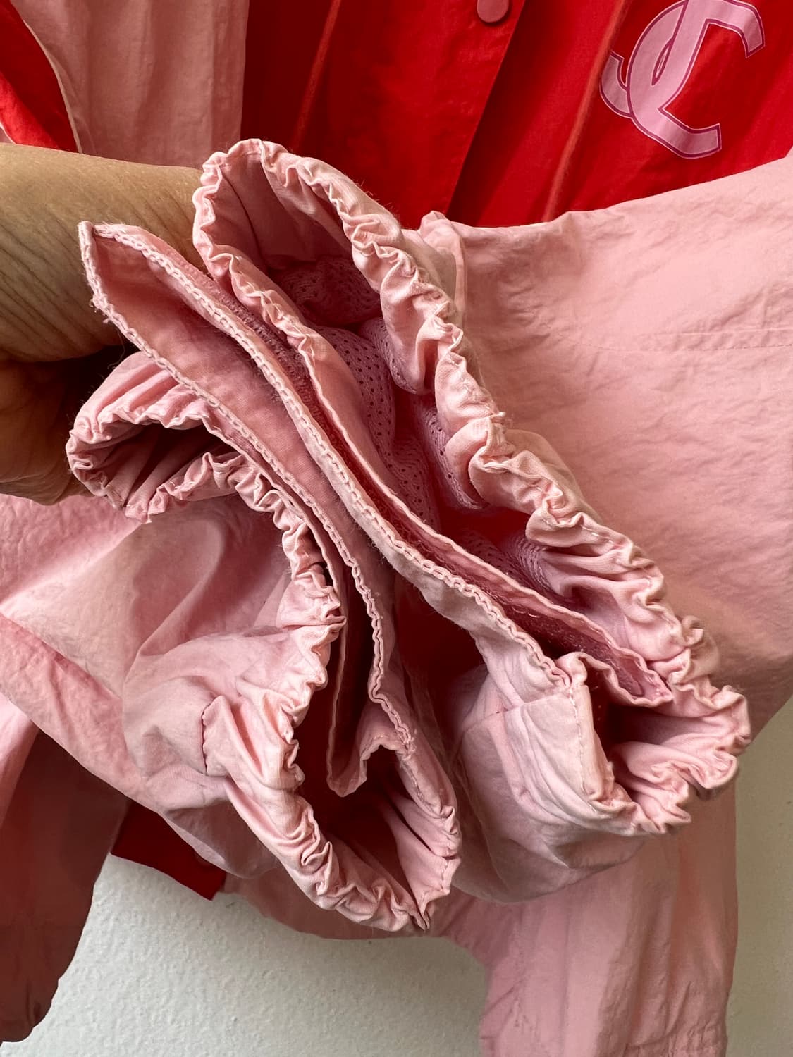 쥬시꾸뛰르 여성 레드 바람막이점퍼 매쉬바람막이 상품이미지4