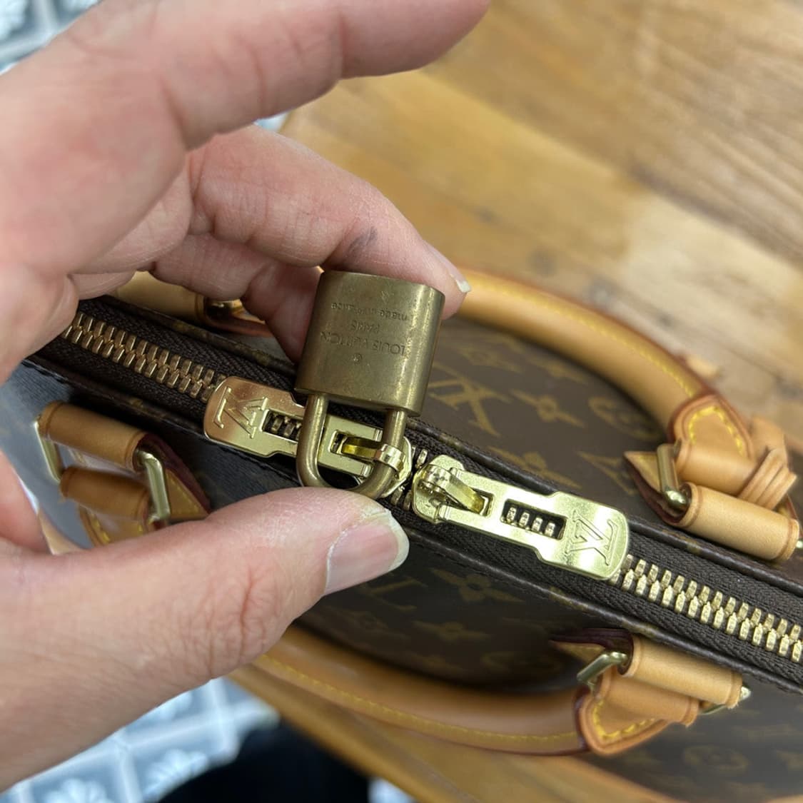 16071 - 루이비통 알마 pm 모노그램 토트백 상품이미지3