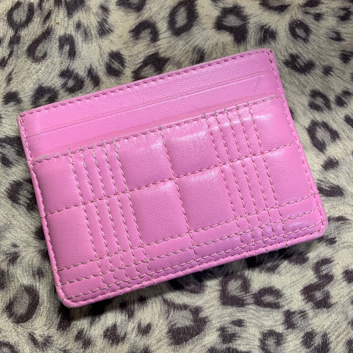 버버리 롤라 램스킨 퀼팅 카드지갑 핑크 상품이미지6