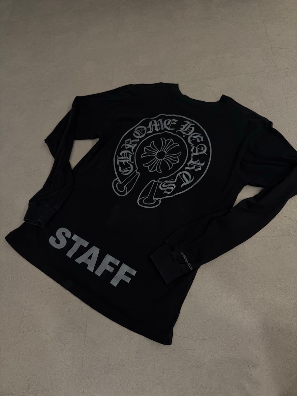 크롬하츠 STAFF 블랙 긴팔 티셔츠 상품이미지2