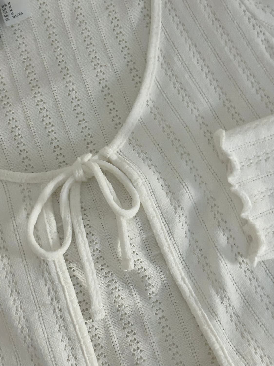 H&M 화이트 펀칭 리본 레이스 화이트 가디건 상품이미지3