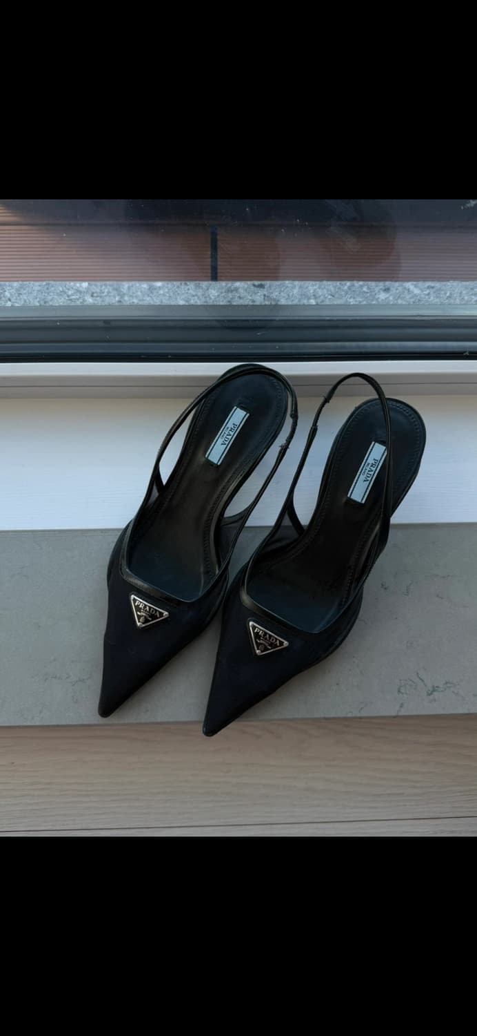 깜짝세일(거의새거)프라다 슬링백 스틸래토 슈즈 38사이즈 상품이미지3