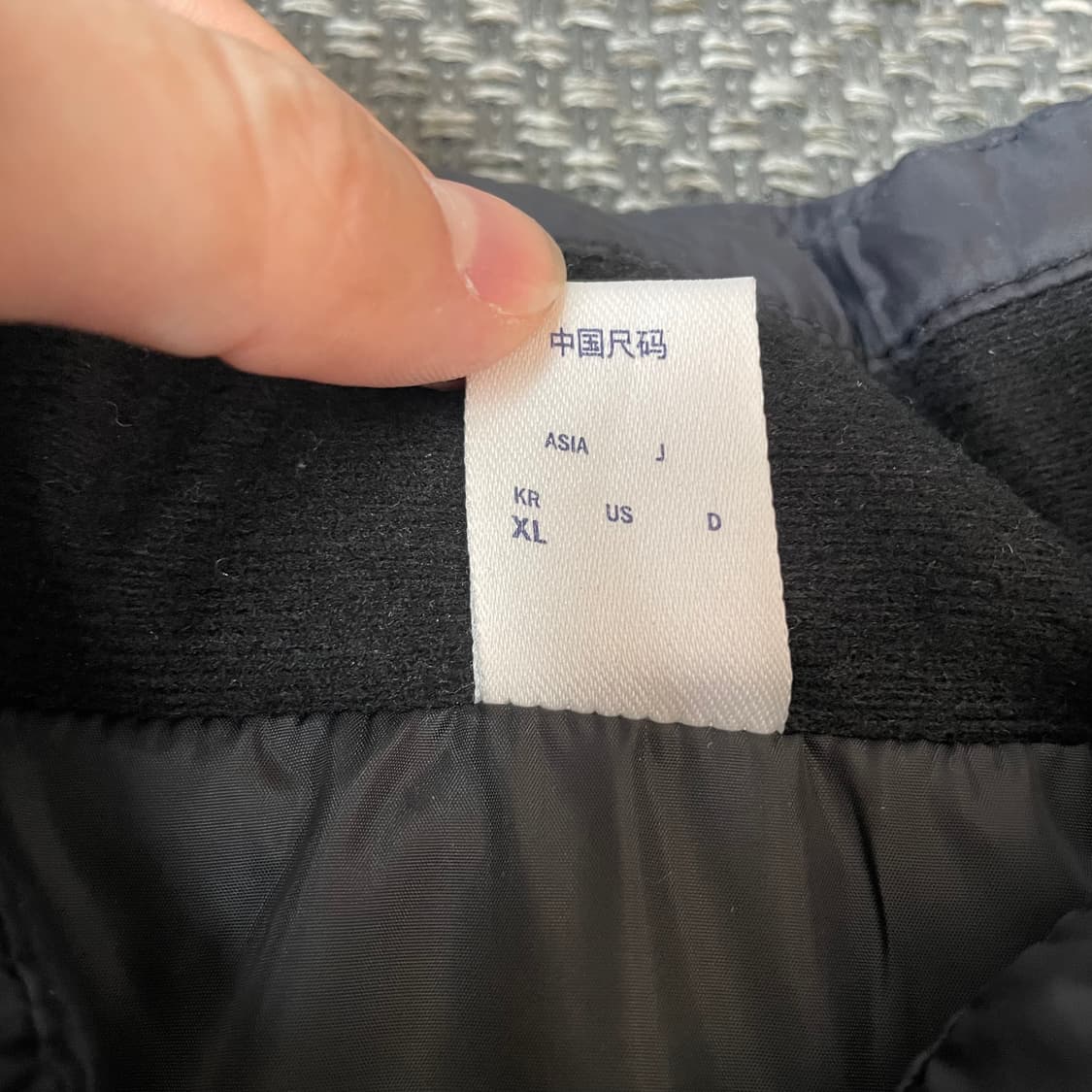 리복 22FW 스몰 로고 블랙 패딩 조끼 XL 상품이미지5