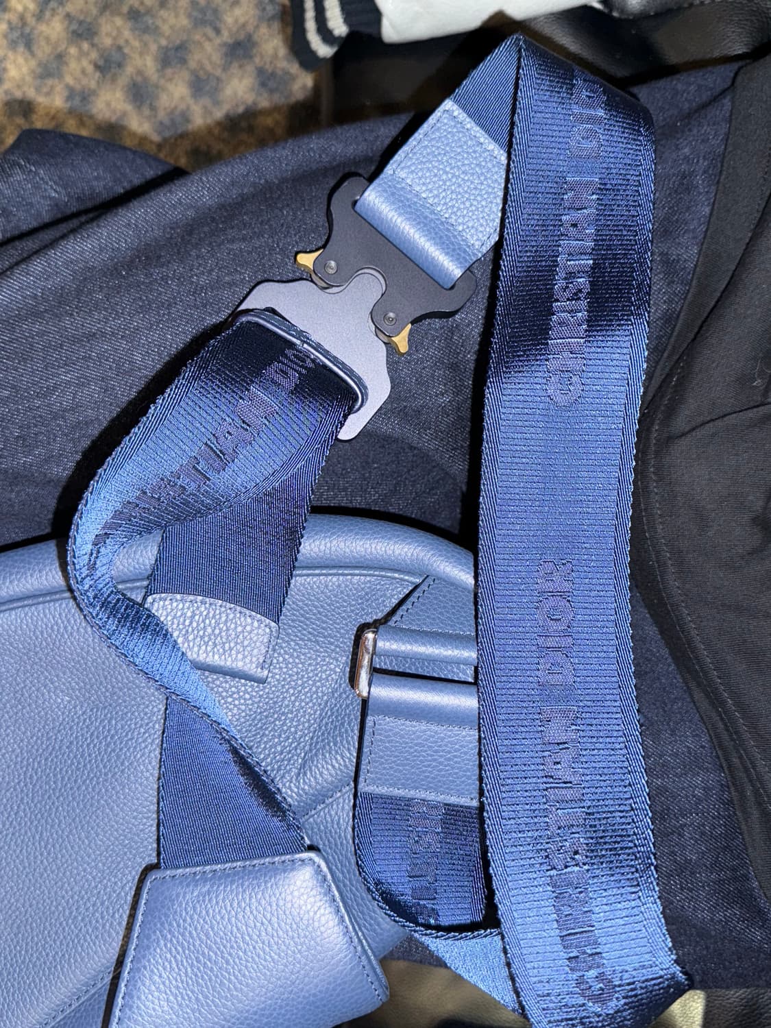 디올 남성 새들백 블루 상품이미지4