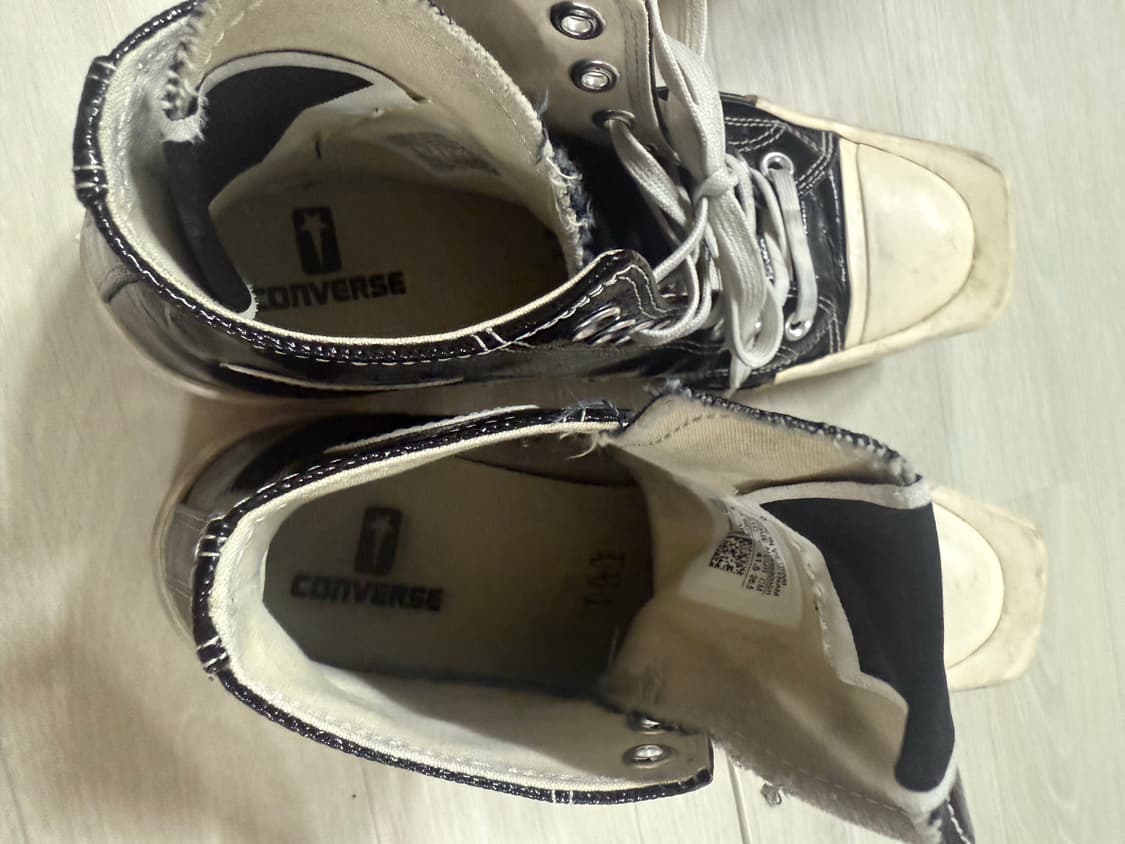 컨버스 x 다크쉐도우 터보다크 척 70 하이 블랙 래커드  상품이미지3