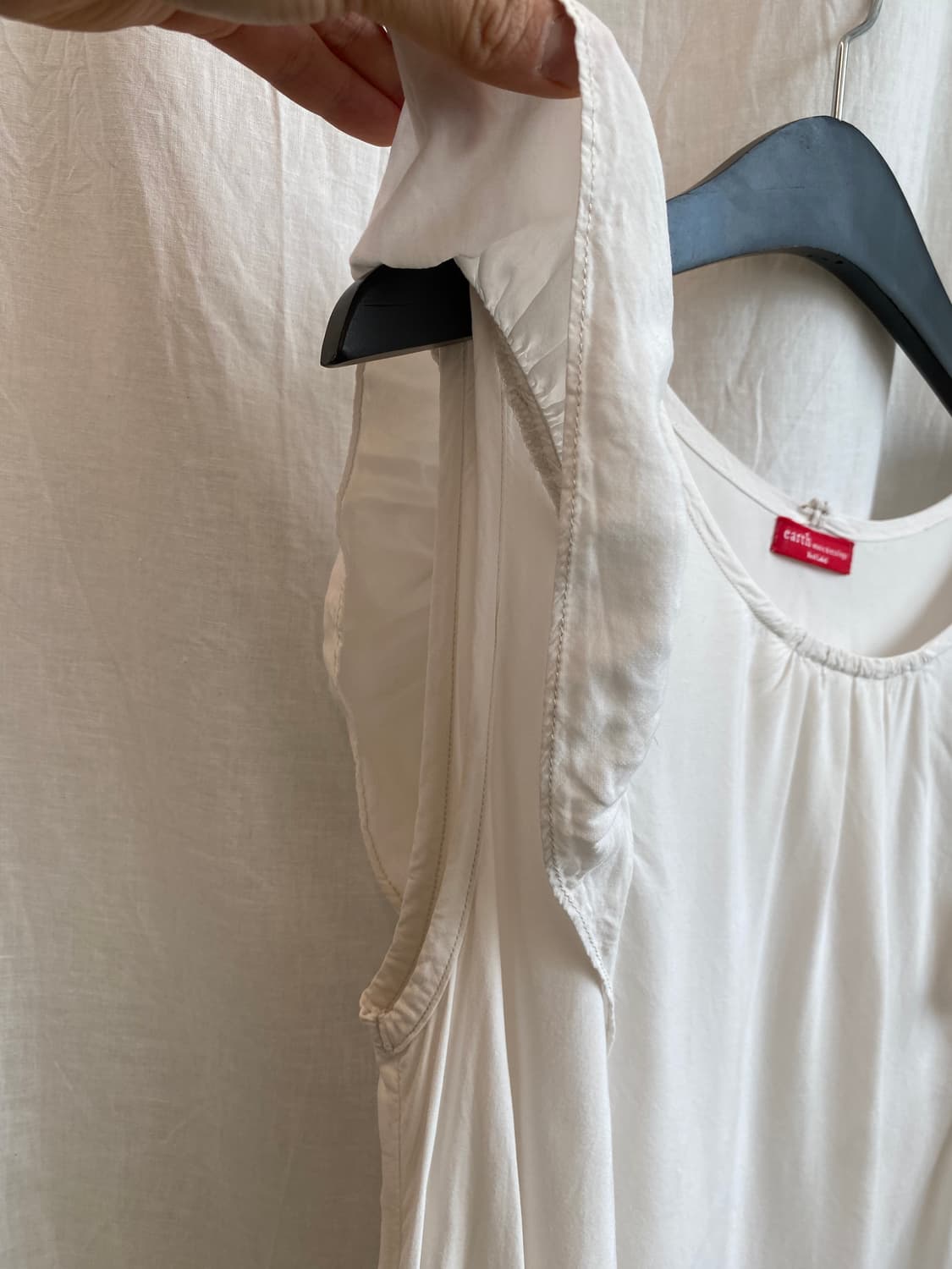 EARTH MUSIC&ECOLOGY 화이트그레이 민소매블라우스(F) 상품이미지7