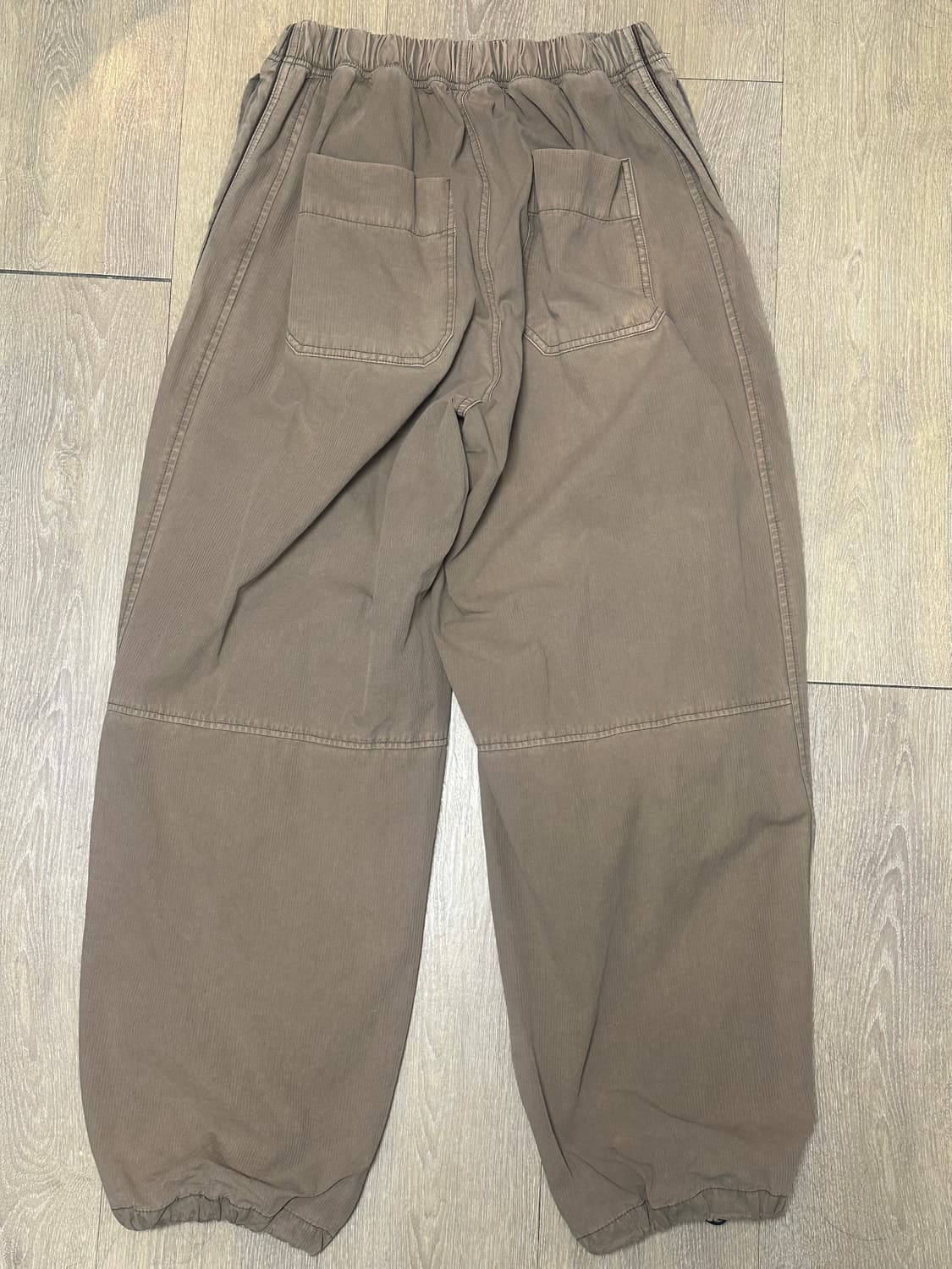 해칭룸 스노우 트랙 팬츠 빈티지 베이지 2사이즈 상품이미지3