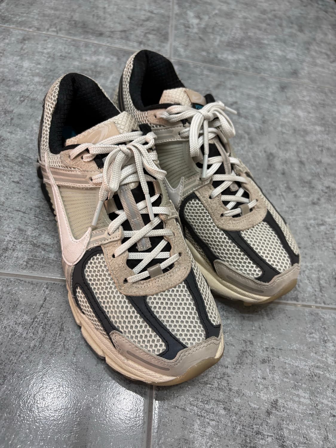 나이키 줌보메로5 260 상품이미지1