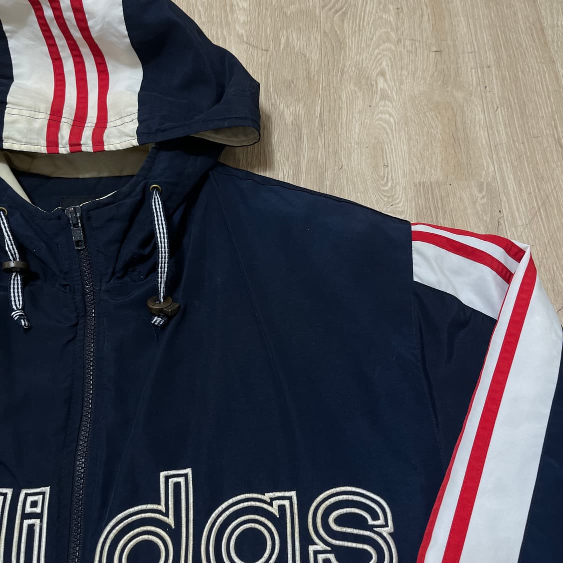 아디다스 올드스쿨 누빔 네이비 바람막이 자켓 L(100) 상품이미지2