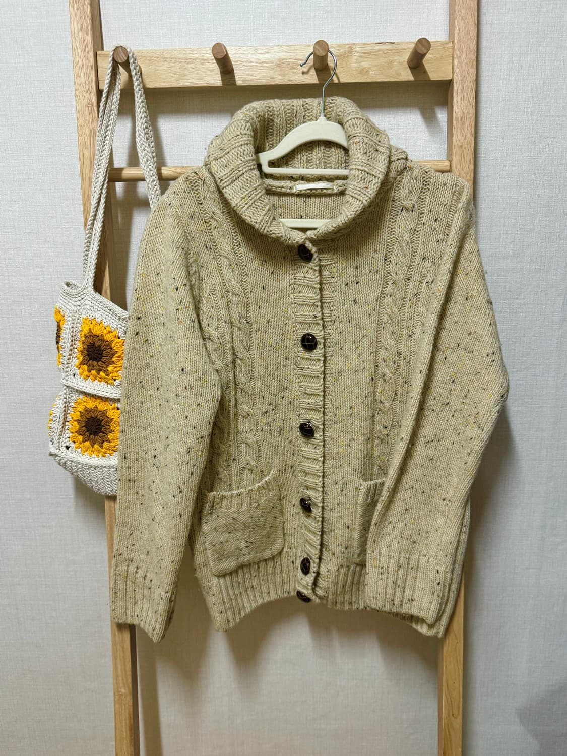 메론빵단추 카라넥가디건 상품이미지1