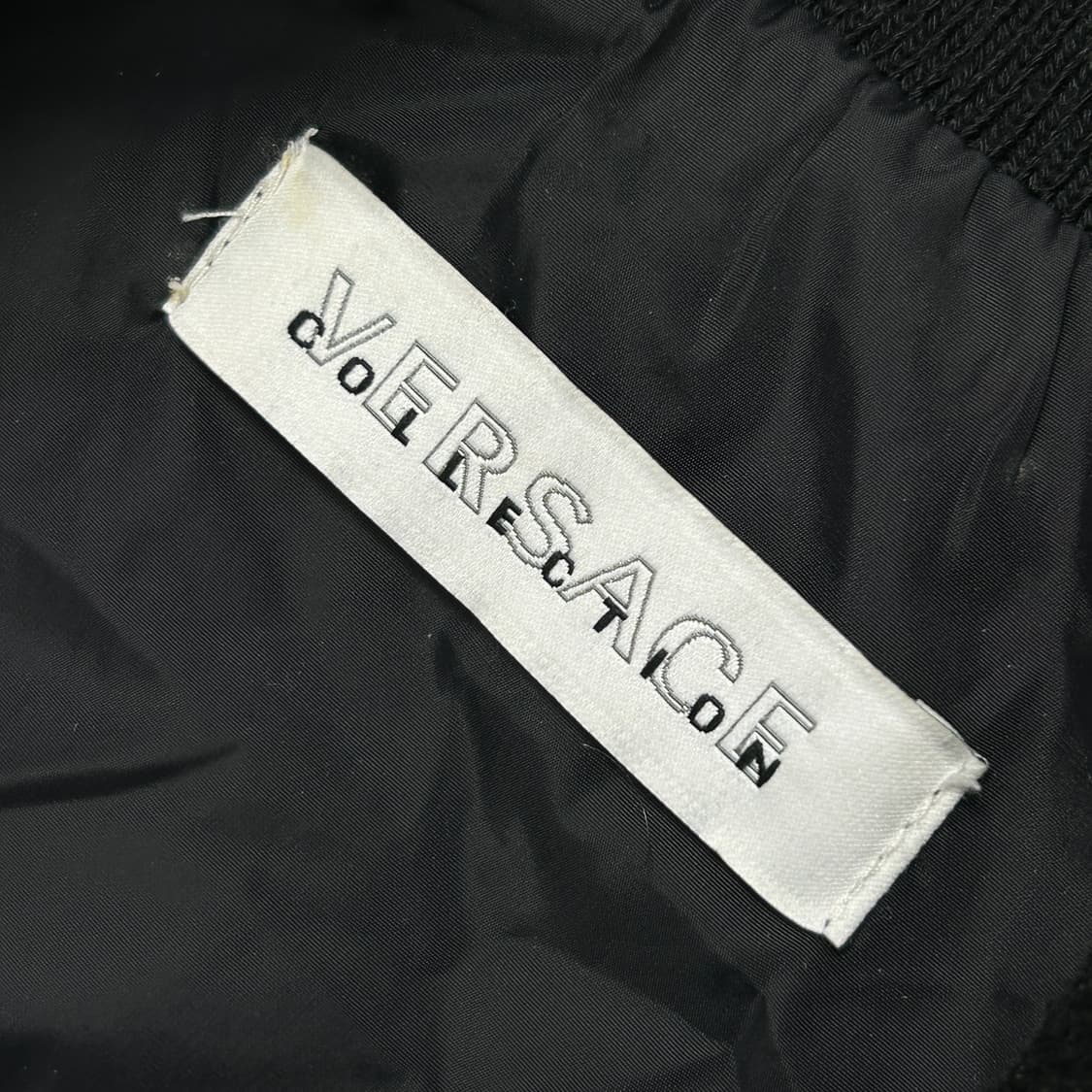 베르사체 컬렉션라인 퀼팅 베스트(52) 상품이미지2