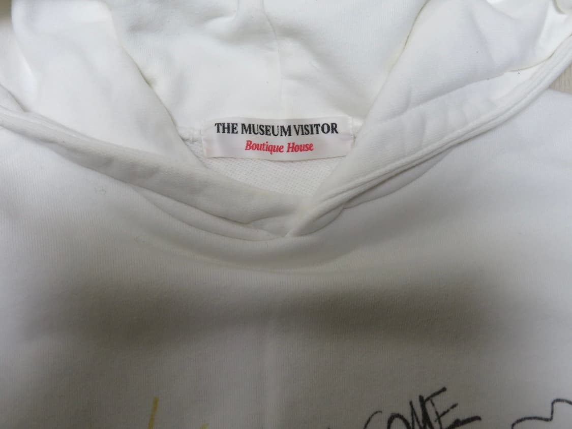 더뮤지엄비지터 후드 상품이미지2