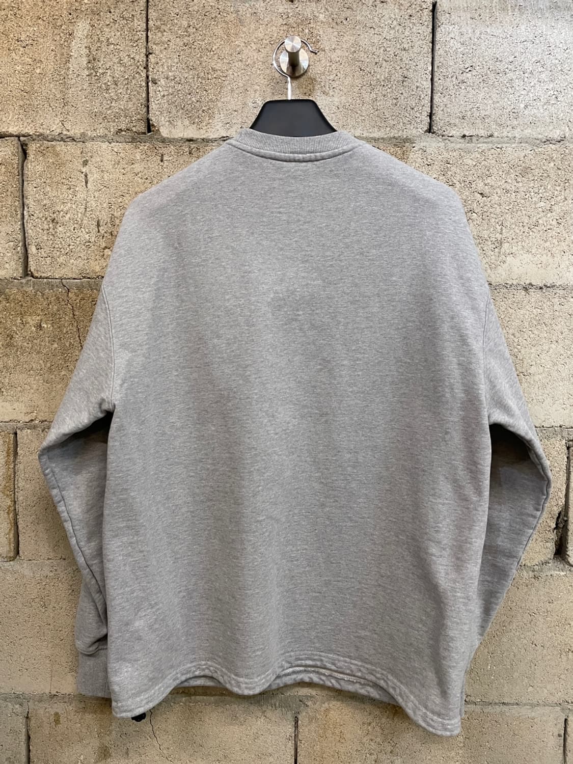 시에라 디자인 유틸리티 포켓 맨투맨 상품이미지5