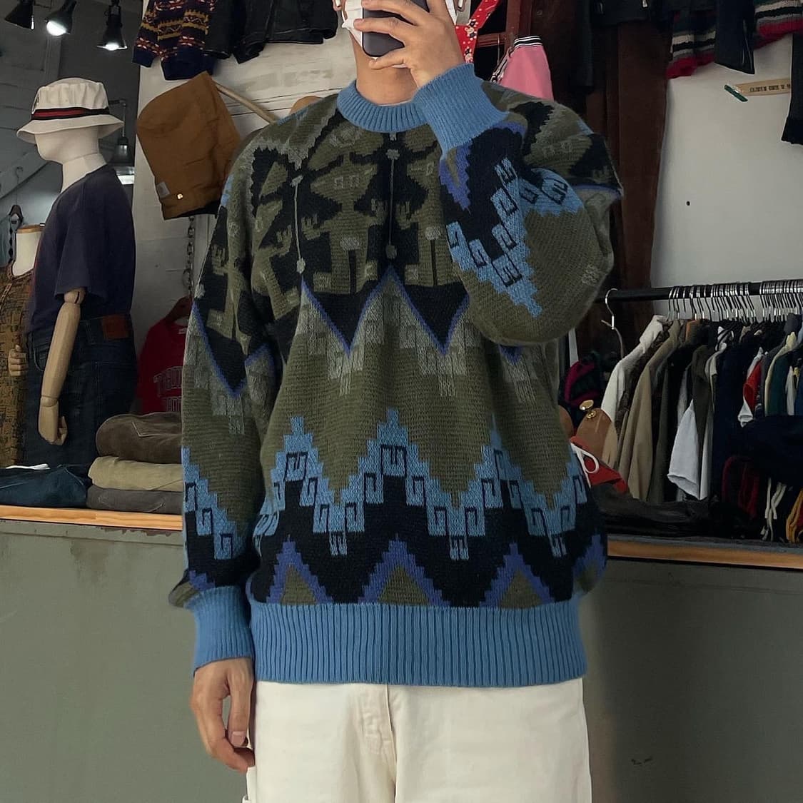 (착용컷) TOP KNIT 알파카 패턴 니트 (105) 상품이미지2