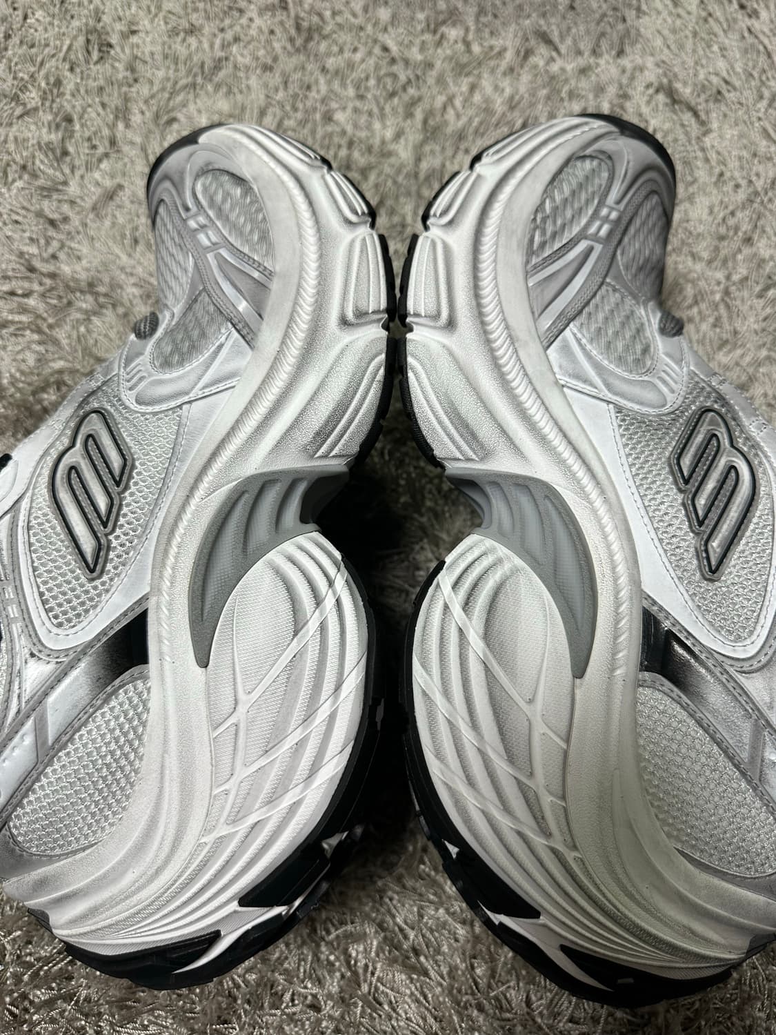 [42] 발렌시아가 10xl 화이트 상품이미지8