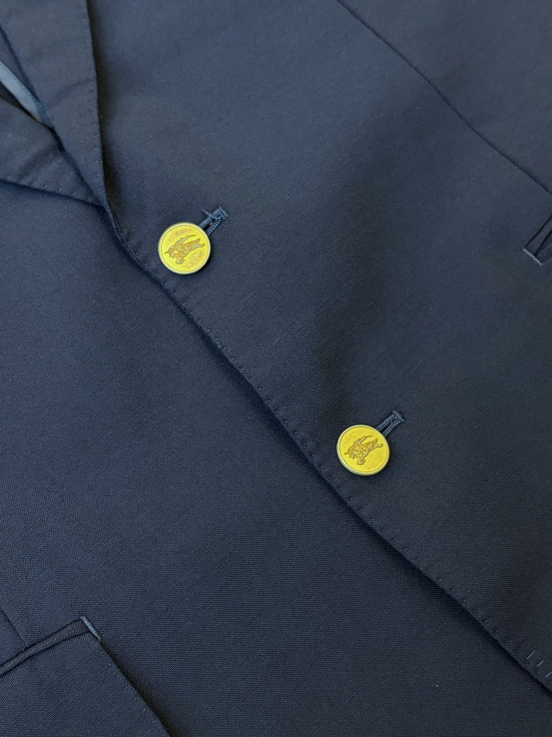 버버리 90s 골드 플레이트 버튼 블레이저 상품이미지4