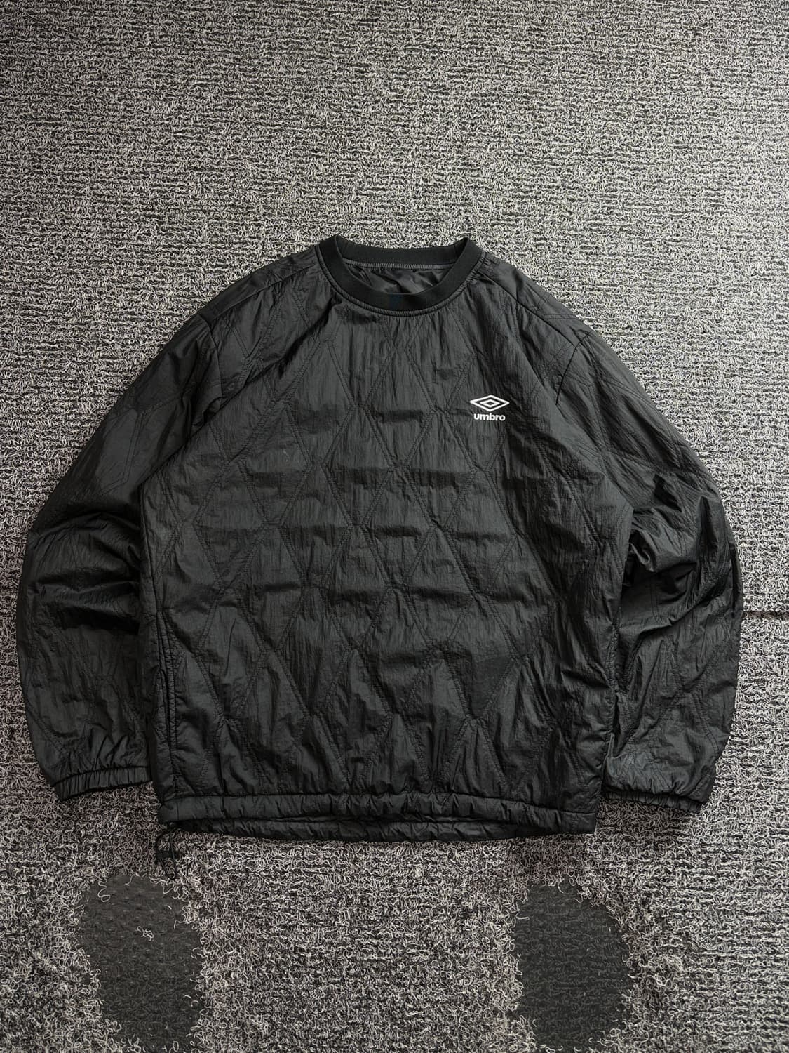 엄브로 나일론 에슬레틱 리버시블 웜업 블랙 3605 상품이미지6