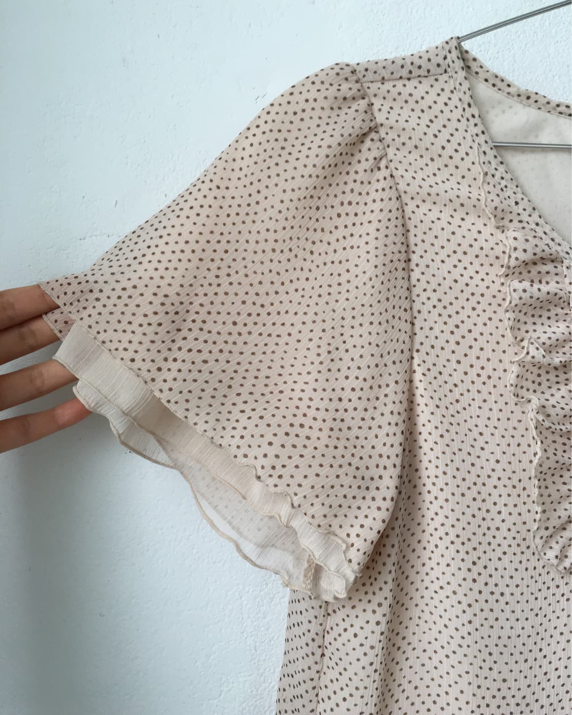 Dot pattern frill blouse 상품이미지4