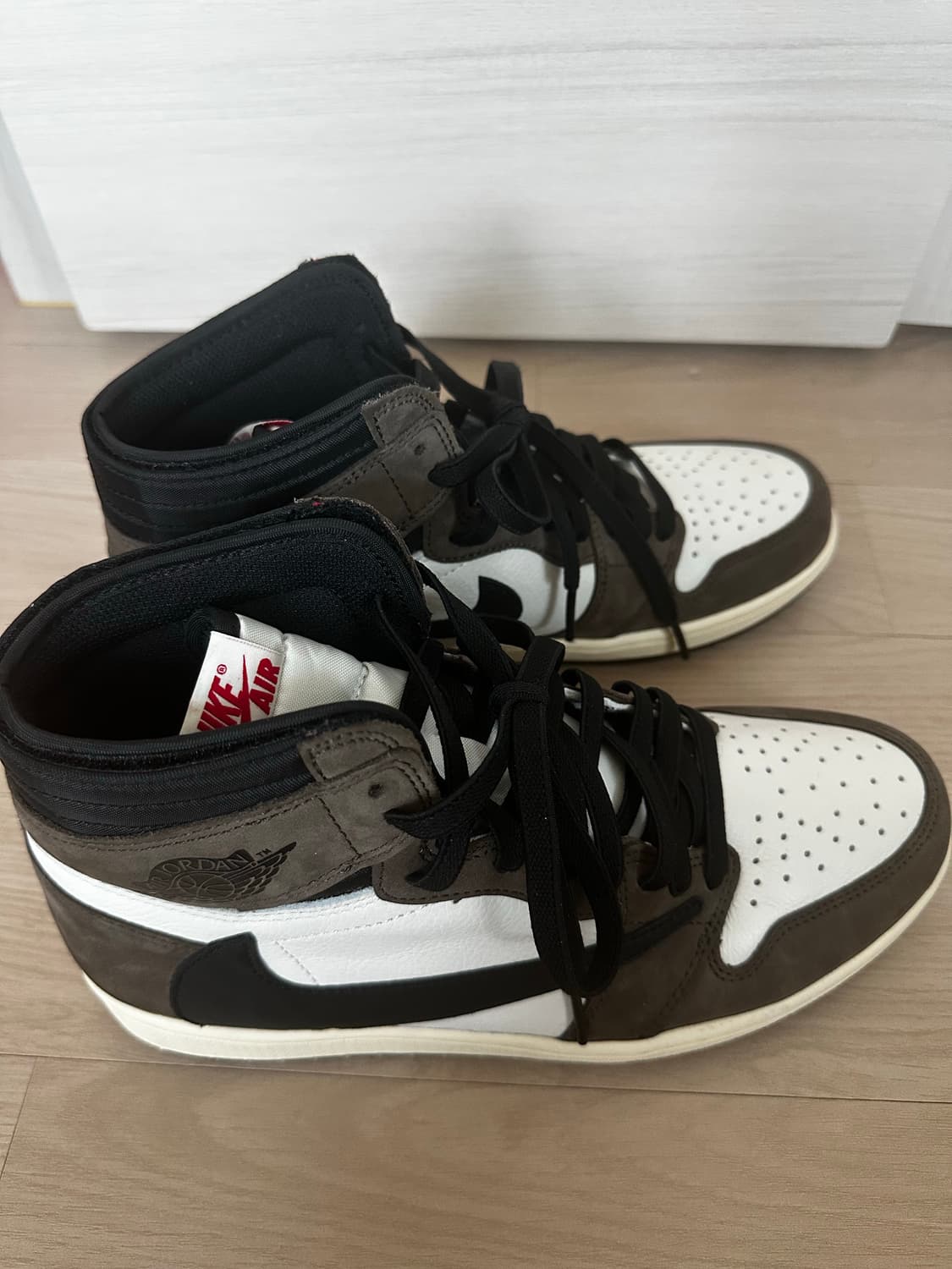 나이키 스캇 조던1 하이 OG 모카 280 상품이미지3