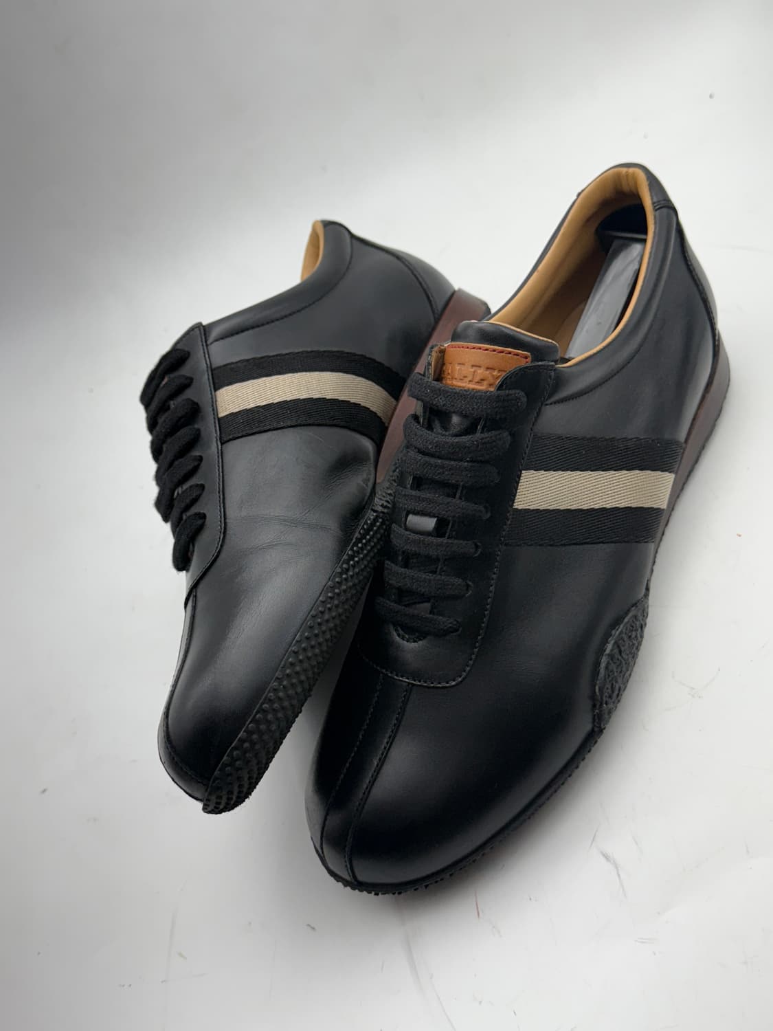 정품)발리스니커즈270 상품이미지4