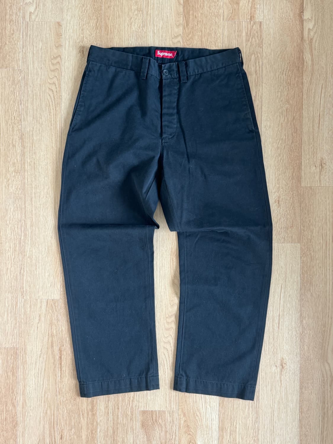 슈프림 크라운 치노팬츠 블랙 상품이미지1