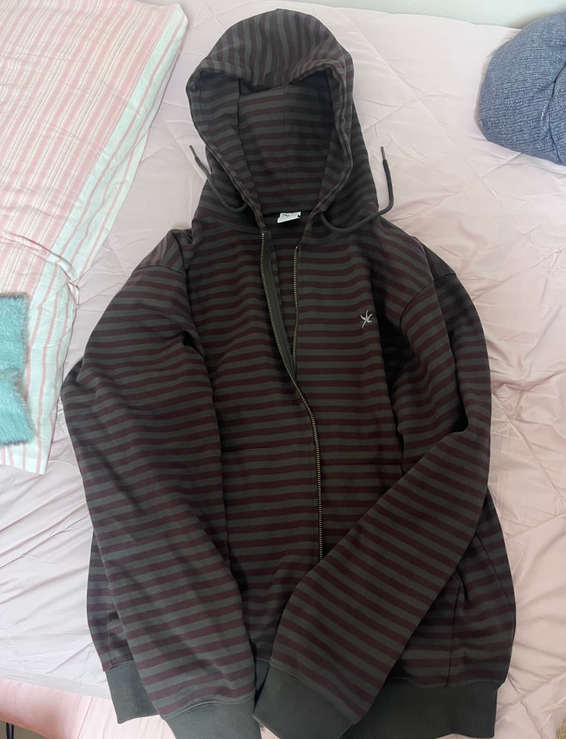 더콜디스트모먼트 더콜디 스트라이프 집업 M 상품이미지3