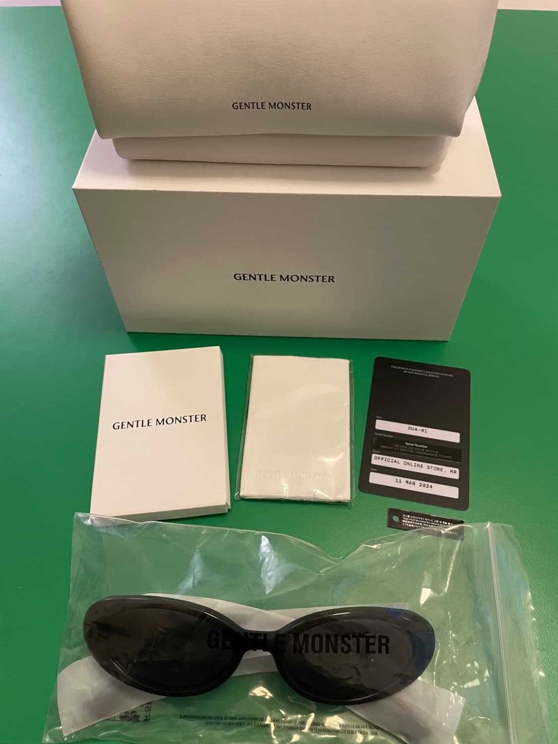 젠틀몬스터 두아 블랙 풀패키지 상품이미지2