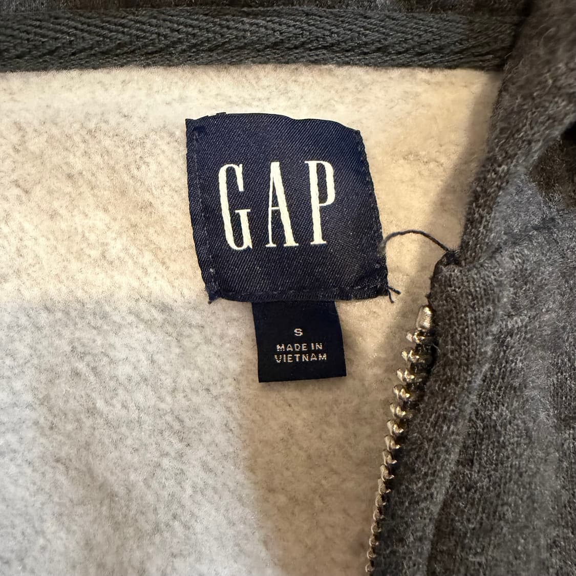 GAP 진그레이 세미 크롭 후드 집업 상품이미지3