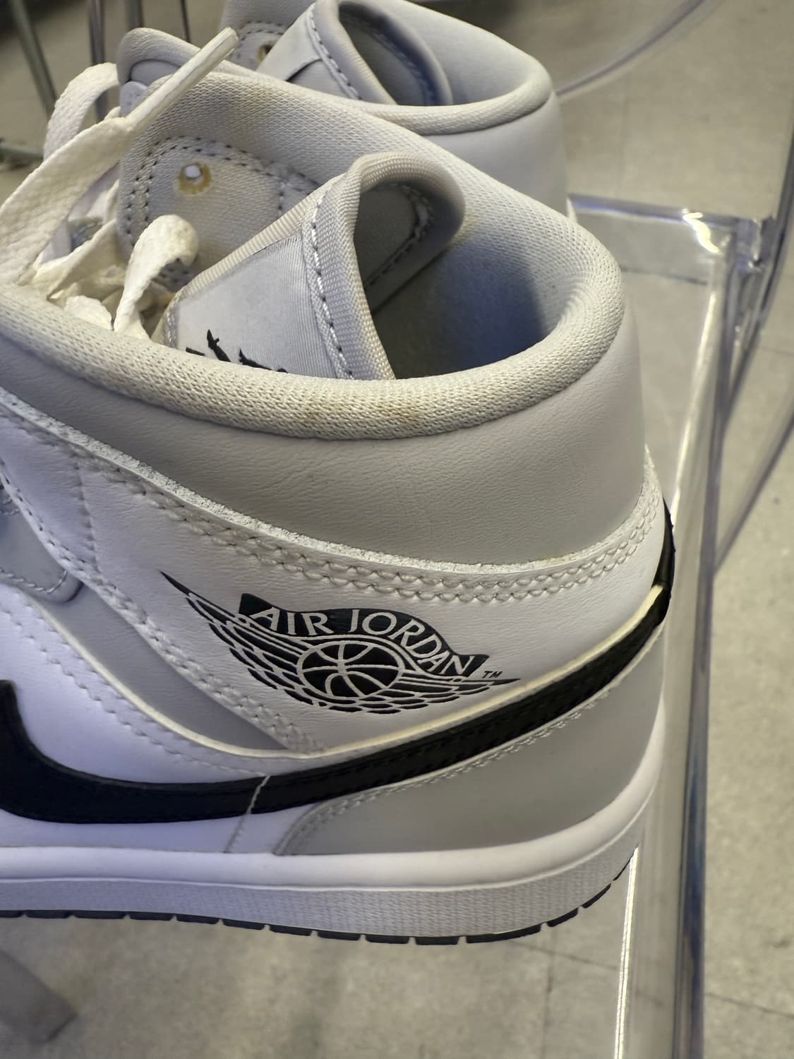 나이키 조던 1 미드 그레이 포그 245  상품이미지4