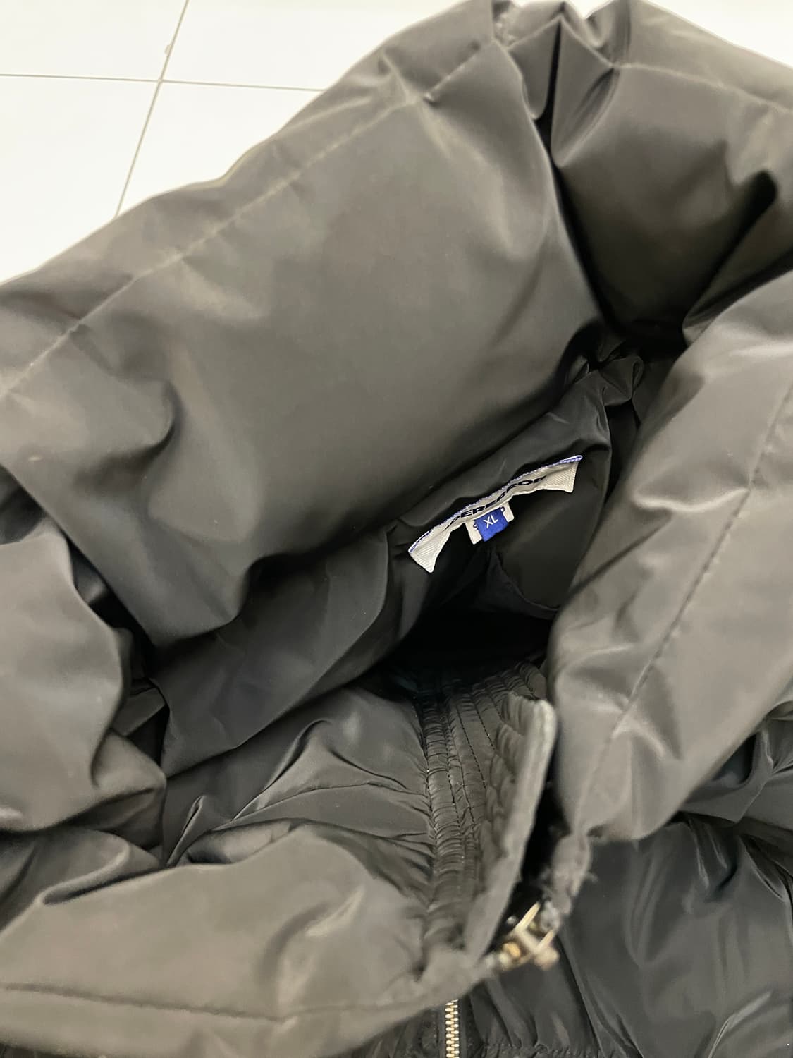 아더에러 23FW Aren 아렌 베스트 블랙 상품이미지8