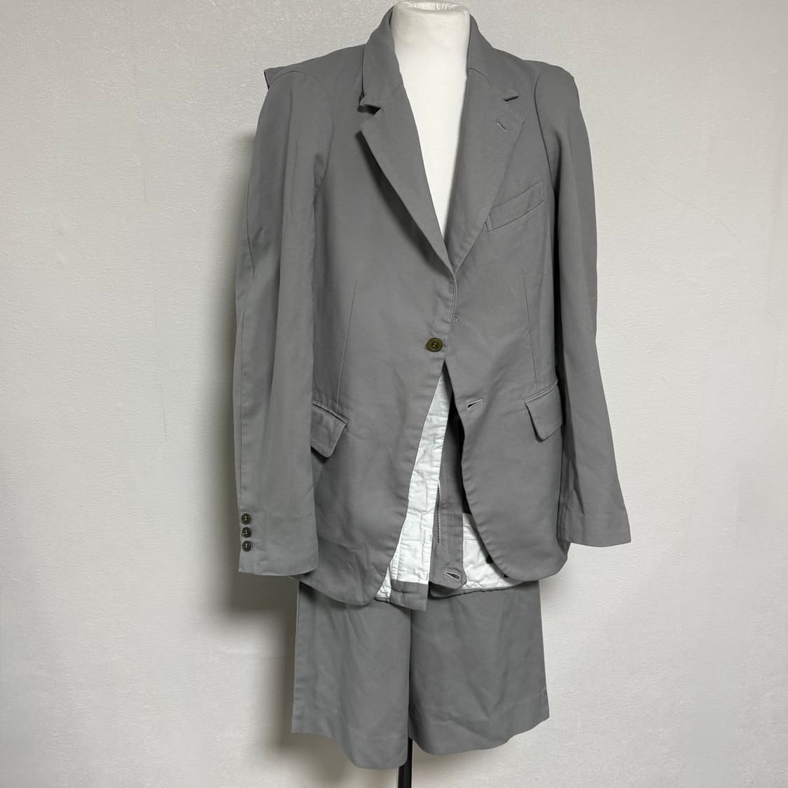 24ss 꼼데가르송 옴므플러스 회색 셋업 반바지 m 상품이미지4